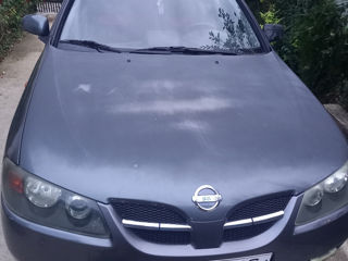 Nissan Almera foto 3