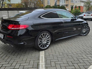 Mercedes C-Class Coupe foto 4