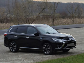 Mitsubishi Outlander foto 9