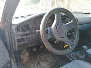 Mazda 626 foto 2