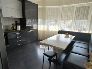 Apartament cu 2 camere, 70 m², Botanica, Chișinău foto 7