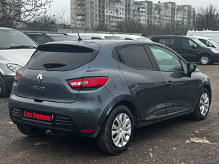 Renault Clio foto 6