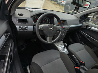 Opel Astra foto 8