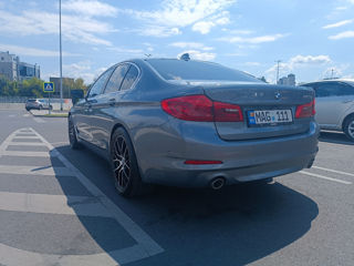 BMW 5 Series foto 3