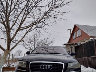 Audi A8 foto 3