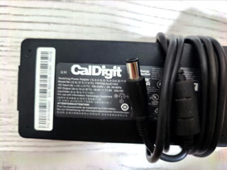 Livrare - încărcător CalDigit 19.5V / 11.8A / 230W