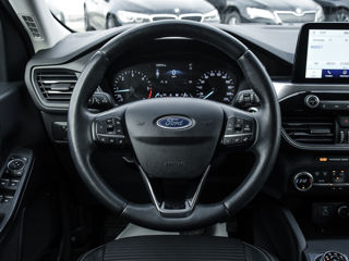 Ford Kuga foto 10