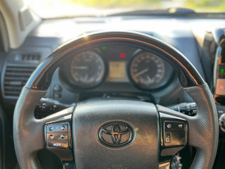 Toyota Land Cruiser Prado фото 4
