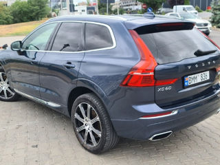 Volvo XC60 foto 3