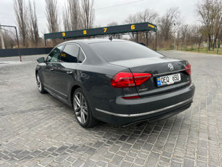 Volkswagen Passat foto 4