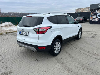 Ford Kuga foto 4