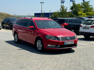 Volkswagen Passat foto 2