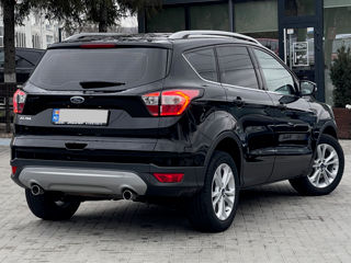 Ford Kuga foto 3