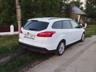 Ford Focus foto 8