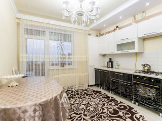 2-х комнатная квартира, 75 м², Чокана, Кишинёв