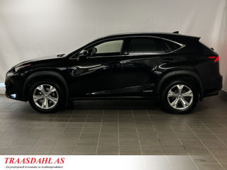 Lexus NX Series foto 2