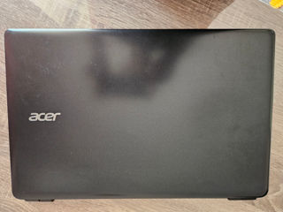 Vând notebook Acer Aspire E1 series