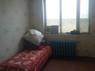 Se vinde apartament cu 3 camere urgent!!! Vadu lui Voda foto 5