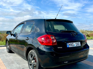 Toyota Auris foto 2