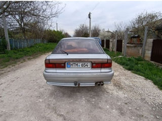 Mitsubishi Galant foto 2