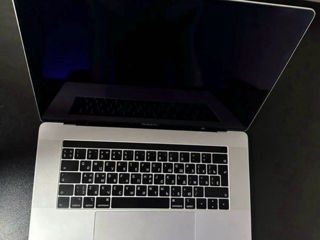 MacBook Pro 15-inch, 2018 года foto 1