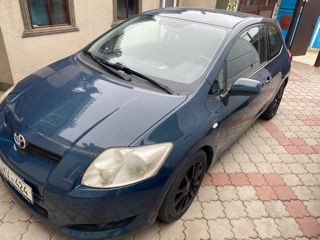 Toyota Auris foto 2