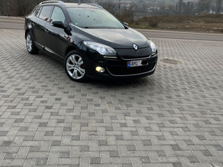 Renault Megane foto 2