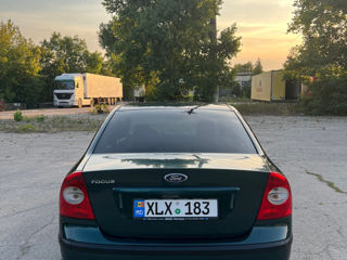 Ford Focus foto 2