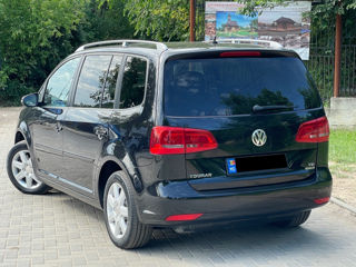 Volkswagen Touran foto 5