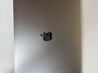 MacBook Air M1 8/256gb cu cutie Qwerty