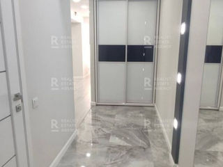 Apartament cu 2 camere, 67 m², Centru, Chișinău foto 8