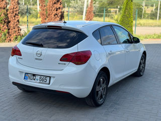 Opel Astra фото 5