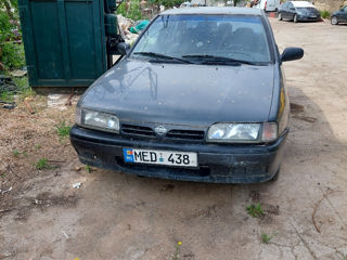 Nissan Primera foto 1