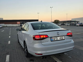 Volkswagen Jetta foto 6