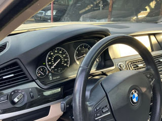 BMW 5 Series foto 6