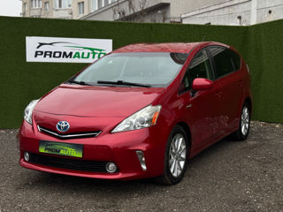 Toyota Prius v