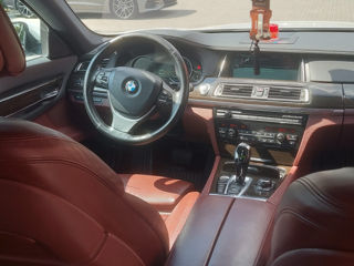 BMW 7 Series foto 7