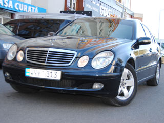 Mercedes E-Class foto 4