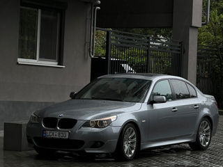 BMW 5 Series foto 5