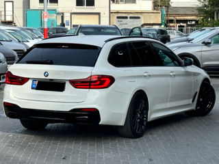 BMW 5 Series foto 3