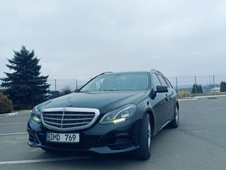 Mercedes E-Class foto 2