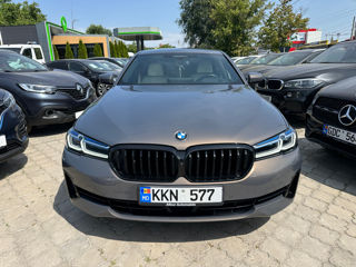 BMW 5 Series foto 2