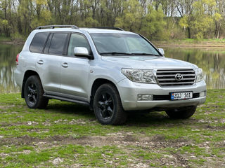 Toyota Land Cruiser, 2010