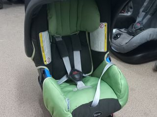 Автокресло Maxi , Romer izofix 0-13kg foto 2