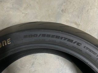 Bridgestone Battlax Hypersport S22 200/55 R17 и 120/70 r17 foto 5