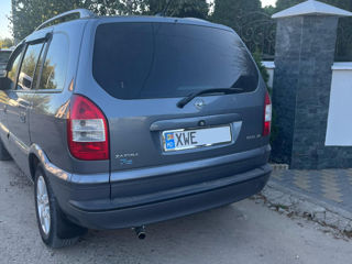 Opel Zafira foto 4