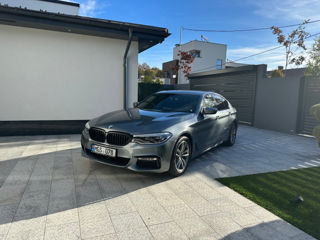 BMW 5 Series foto 6