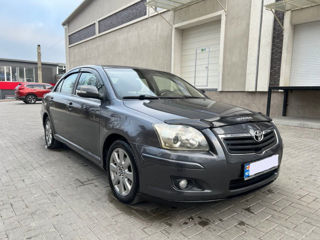 Toyota Avensis foto 3