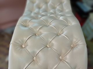 Изготовление мебели кушеток маникюрных столов для салонов красоты