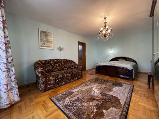 Apartament cu 2 camere, 86 m², Buiucani, Chișinău foto 8